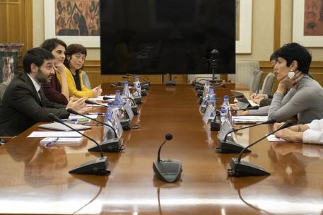 Reunión Pablo Bustinduy con Elma Saiz