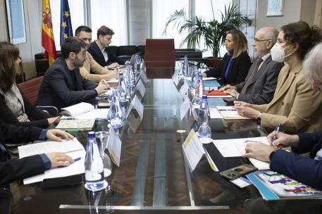 Reunión Pablo Bustinduy con OCU 