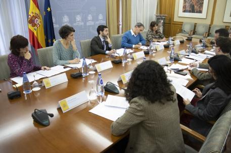 Reunión del Ministro de Derechos Sociales, Consumo y Agenda 2030 con la Plataforma de Organizaciones de Infancia