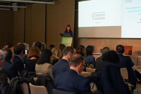 La secretaria general de Consumo y Juego, Bibiana Medialdea, durante el acto