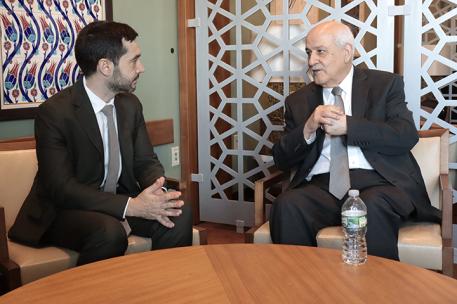 Bustinduy ofrece a Palestina cooperación técnica para desarrollar políticas de protección social y desarrollo sostenible