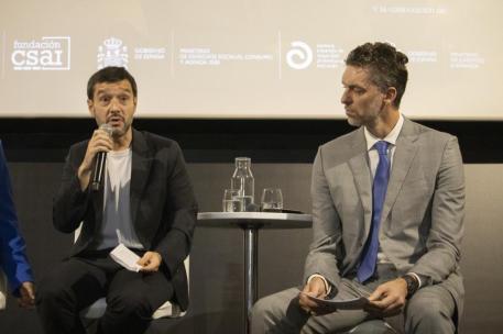 Bustinduy y Pau Gasol