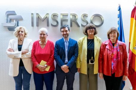 De izquierda a derecha: Manuela Carmena, Inmaculada Ruíz, Pablo Bustinduy, Mayte Sancho y Dolors Comas