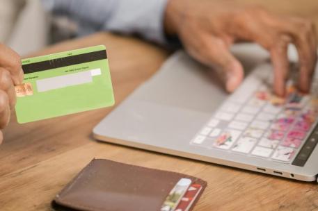 Imagen de archivo de compra online